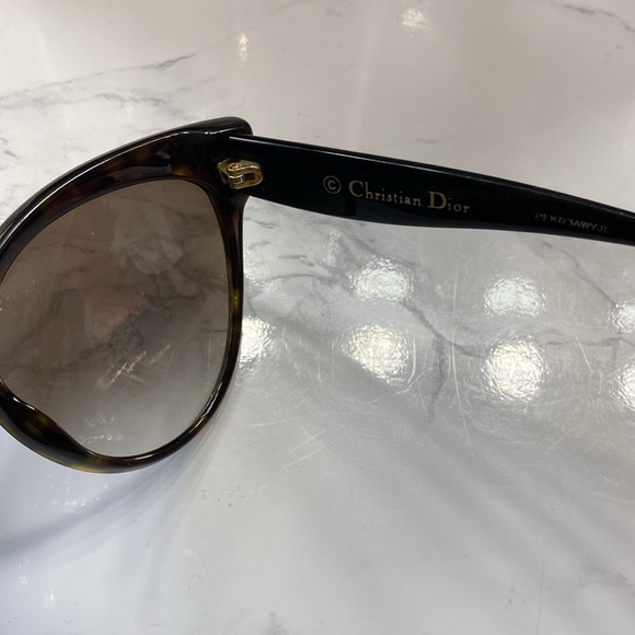Vintage Christian Dior Sunglasses - Picture 3 of 5